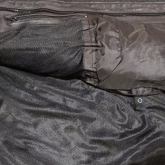 Milwaukee Leather Jacket w/Purple Accents - Picture 10 of 10